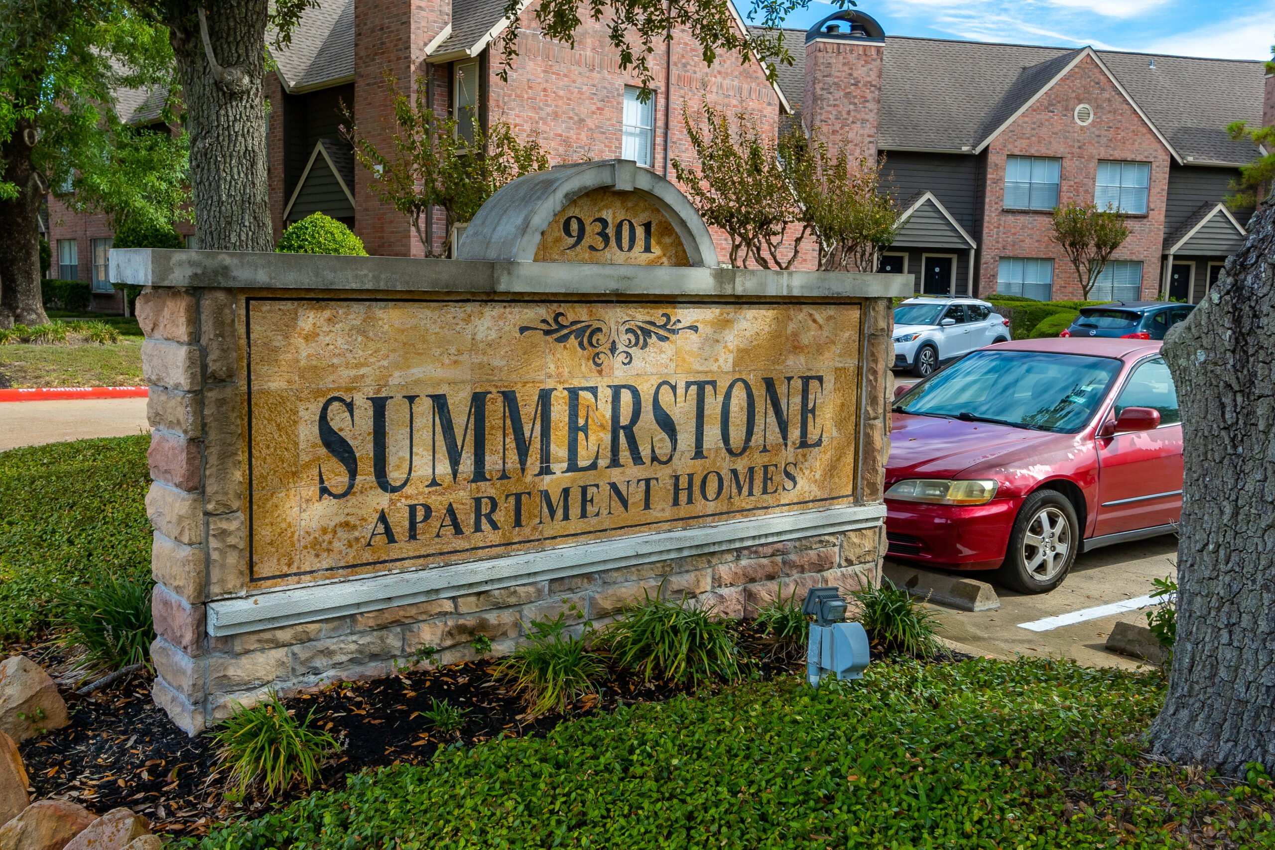Summerstone Apartment Homes