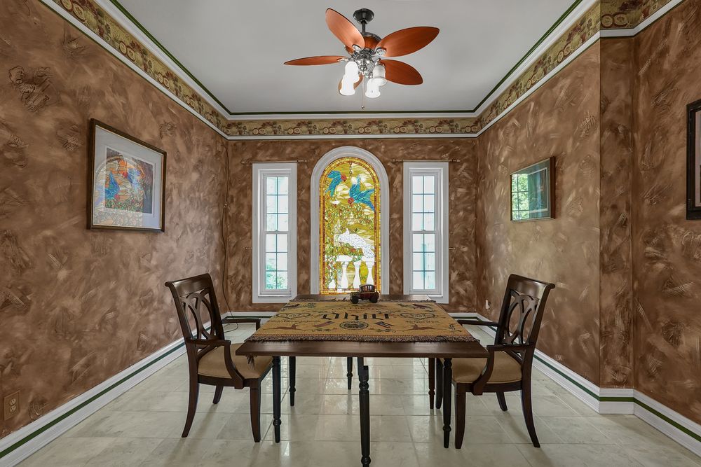 Property gallery image