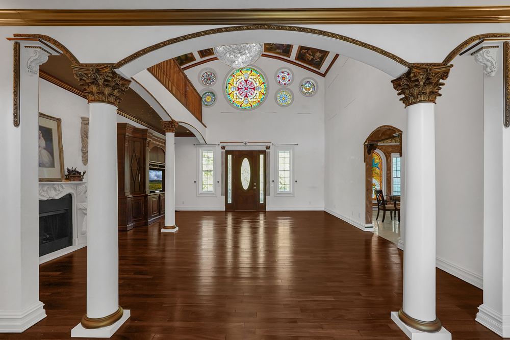 Property gallery image