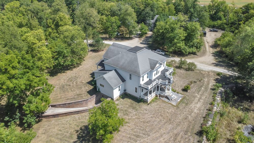 Property gallery image