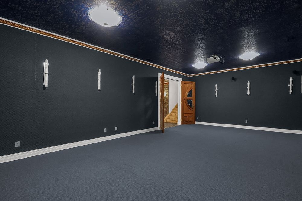 Property gallery image