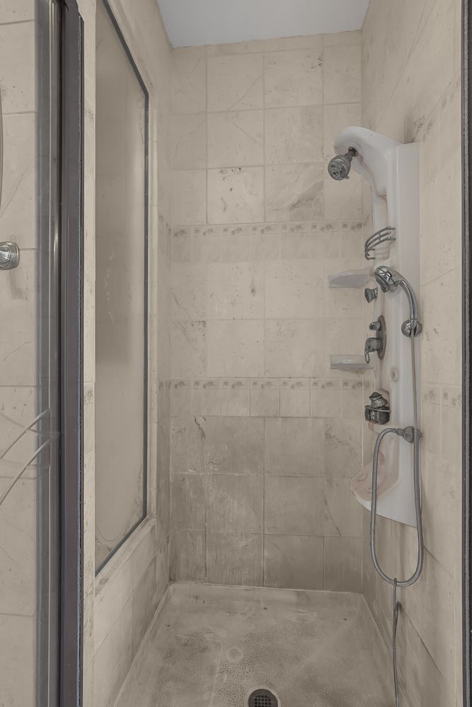 Property gallery image