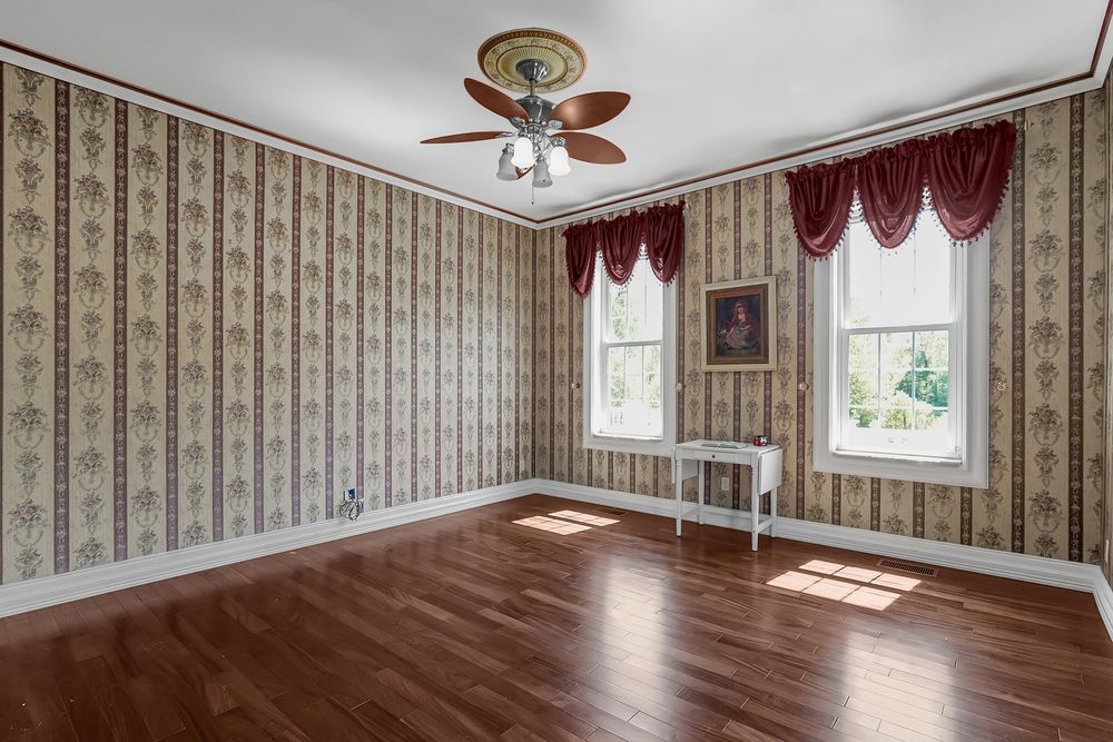 Property gallery image