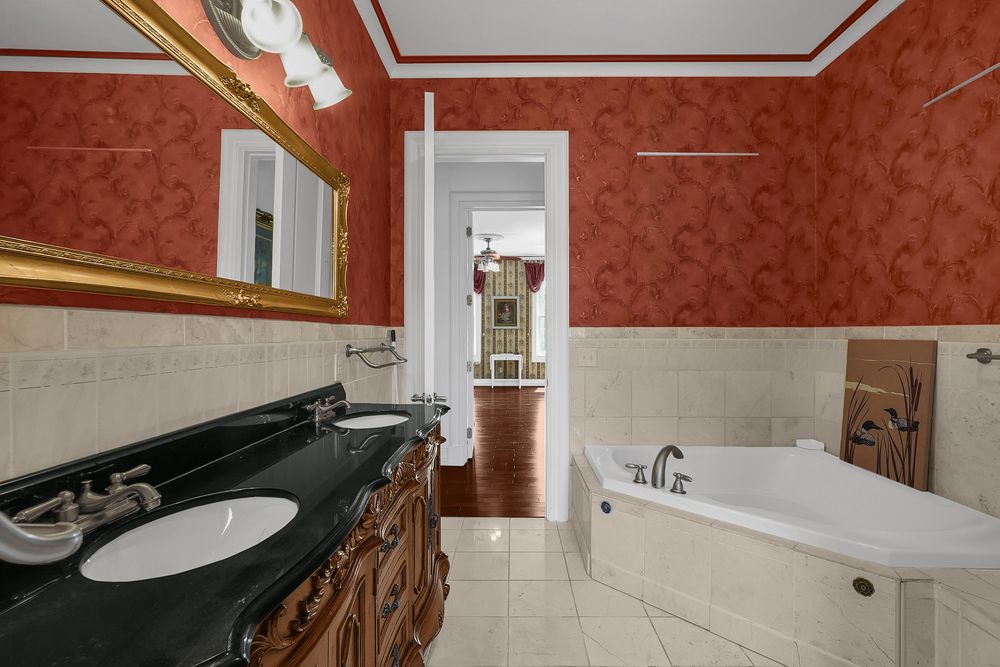 Property gallery image