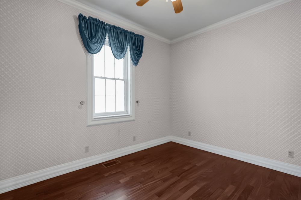 Property gallery image