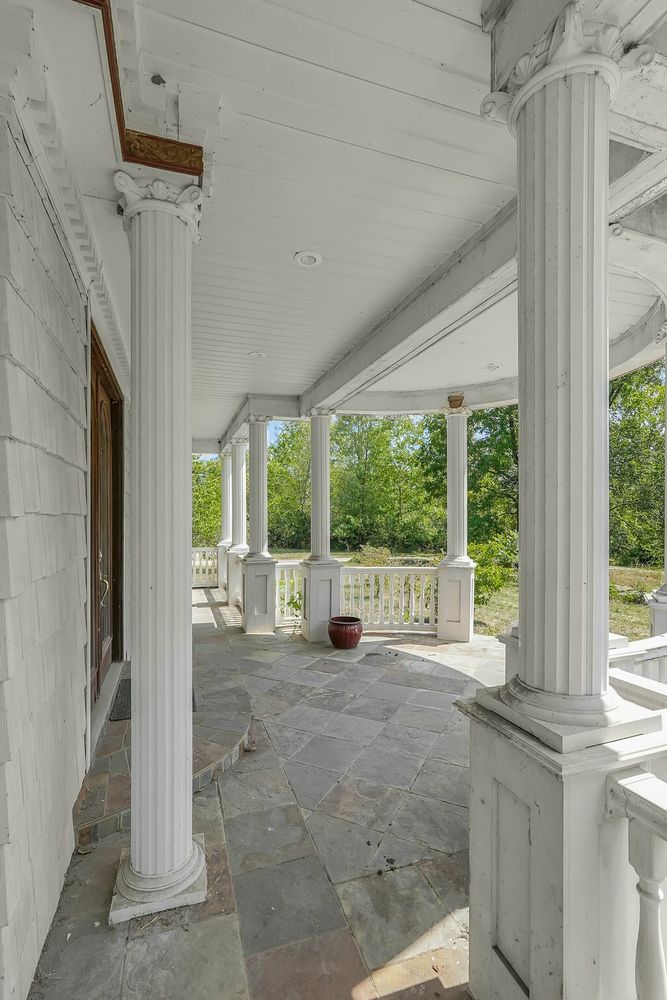 Property gallery image
