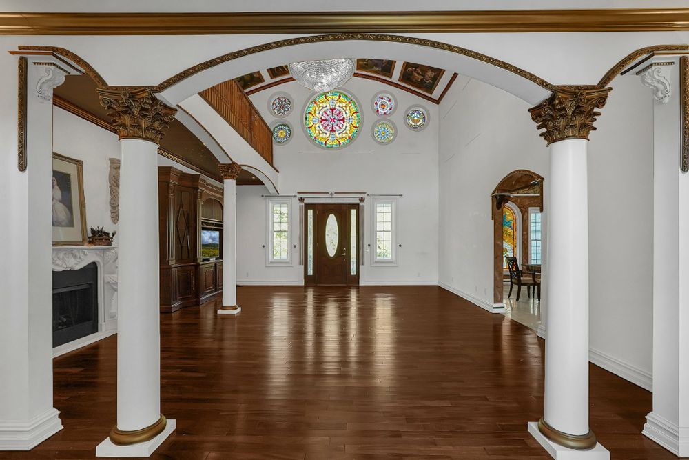 Property gallery image