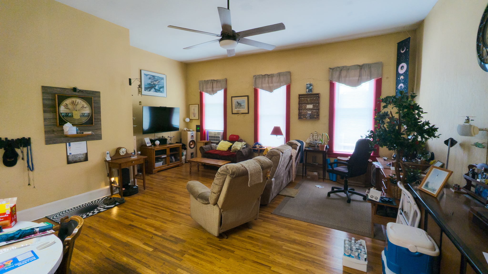 Property gallery image