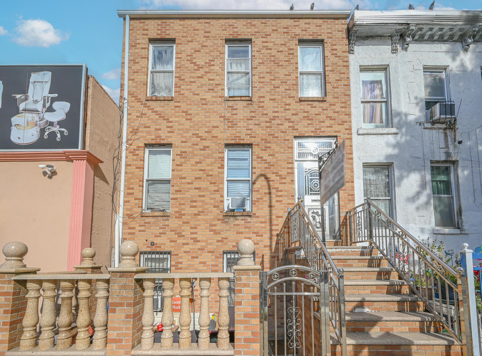 Property gallery image