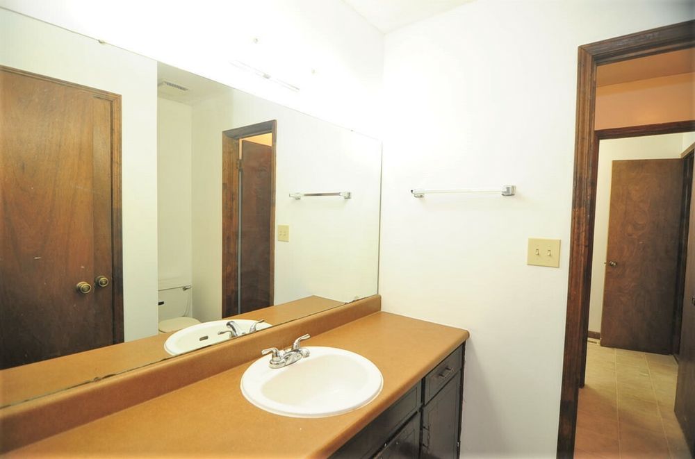 Property gallery image