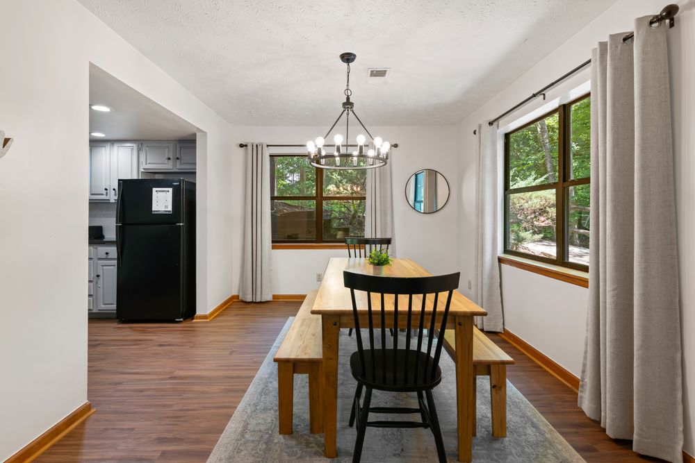 Property gallery image