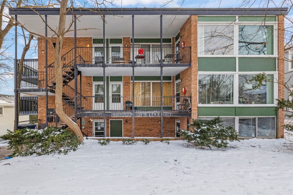 Property gallery image