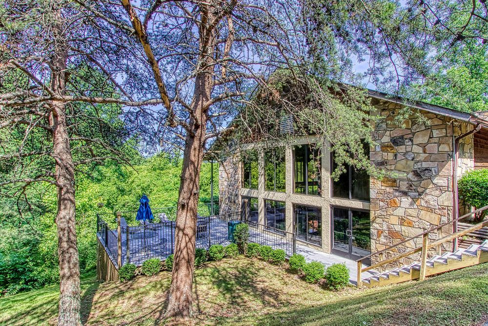 Property gallery image