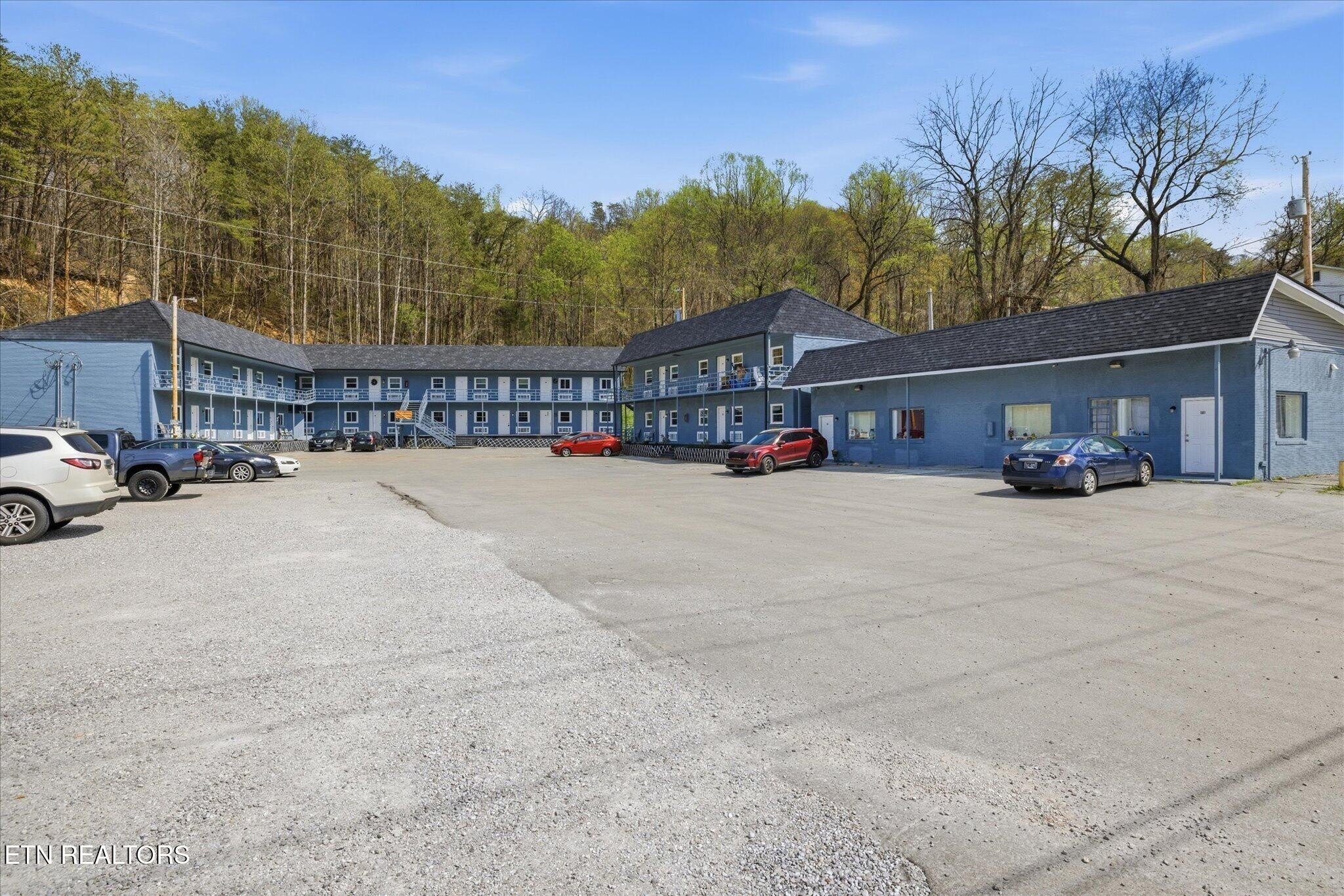 281 John McGhee Blvd