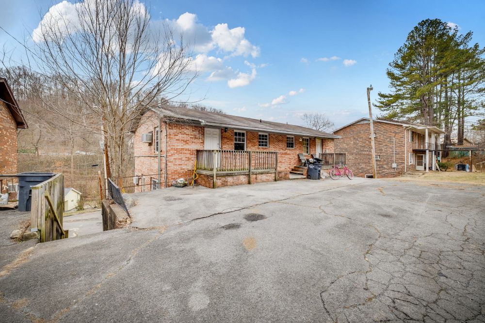 Property gallery image
