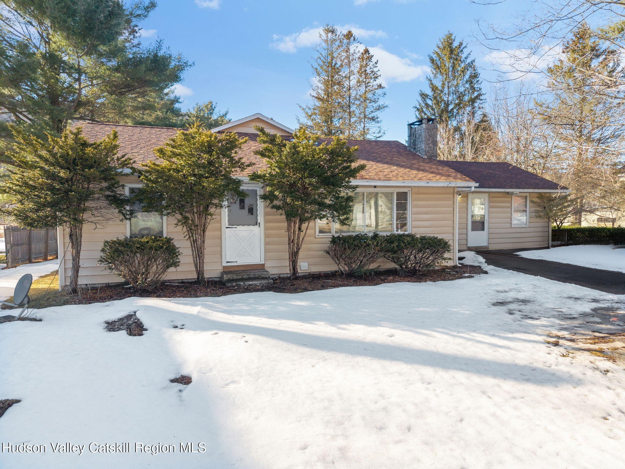 54207 NY-30, Roxbury, NY 12474, USA