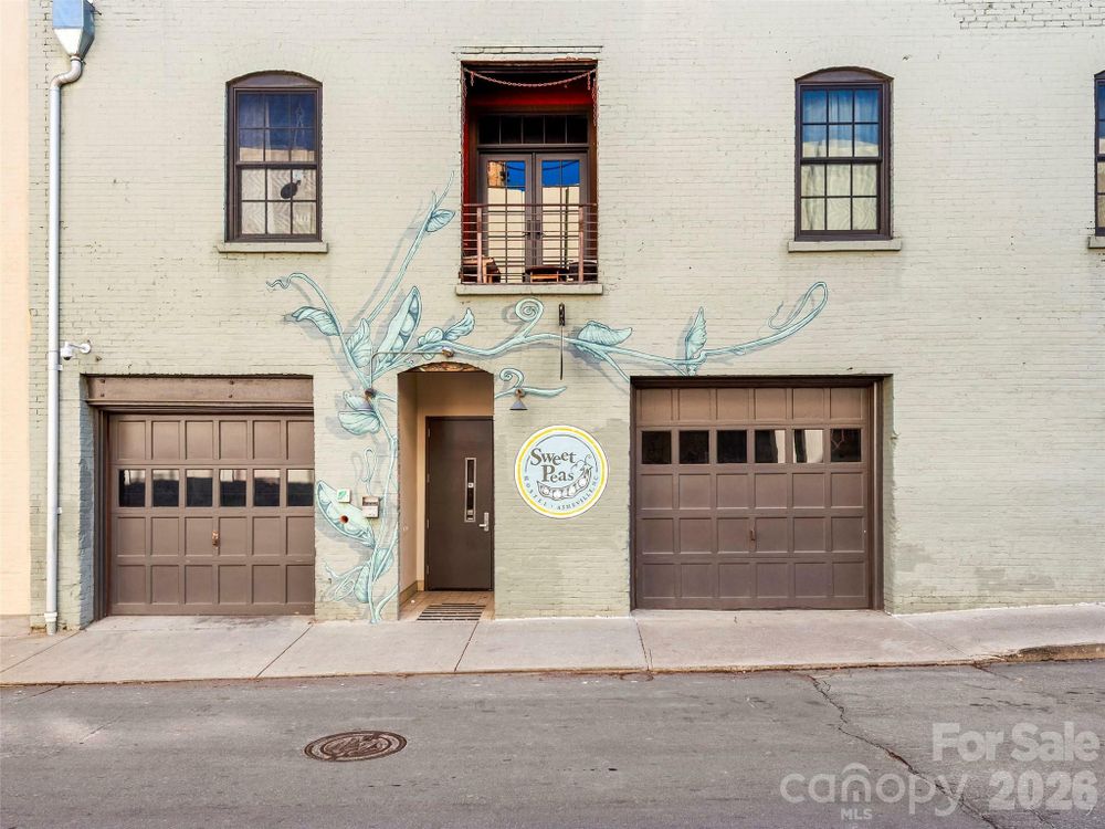 39 N Lexington Avenue
