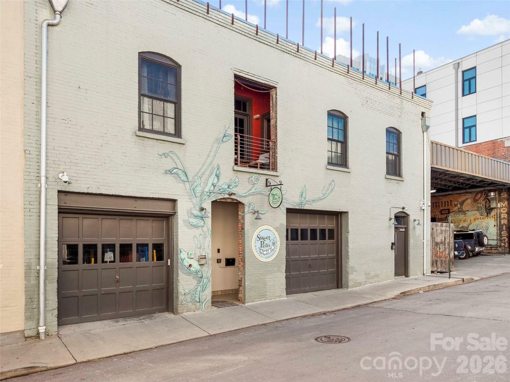 Property gallery image