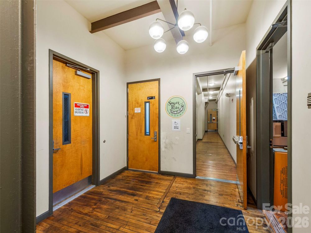 Property gallery image