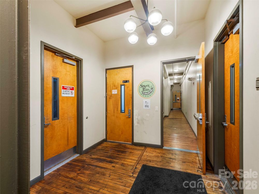 Property gallery image