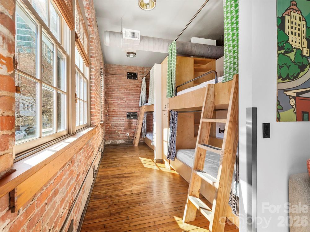 Property gallery image