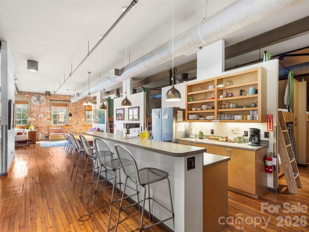 Property gallery image