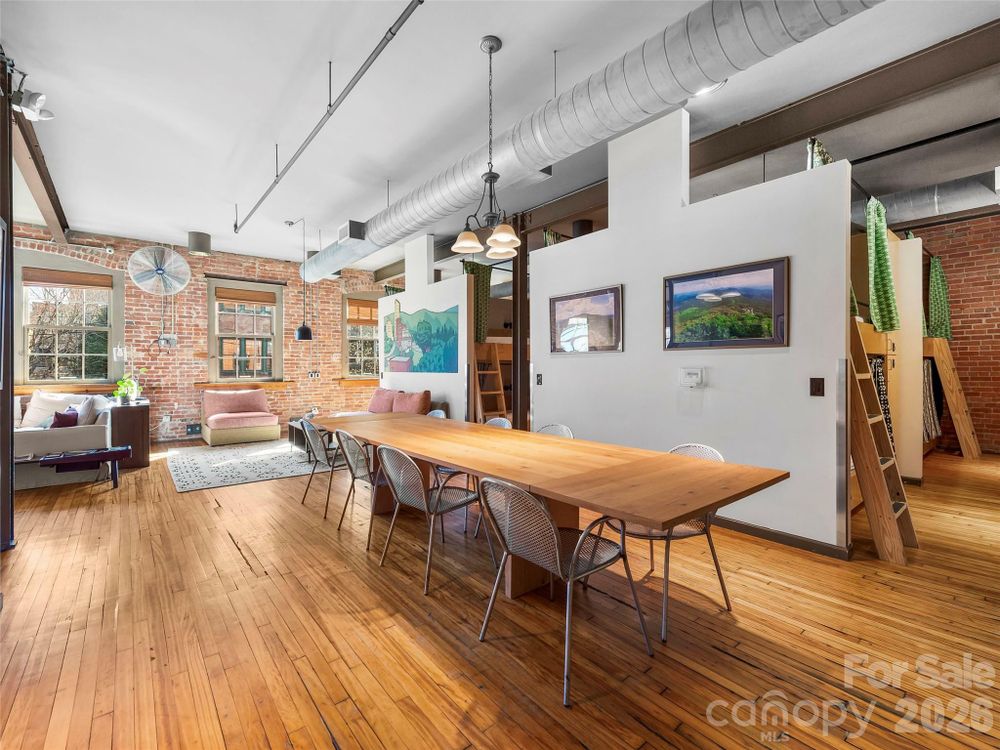 Property gallery image