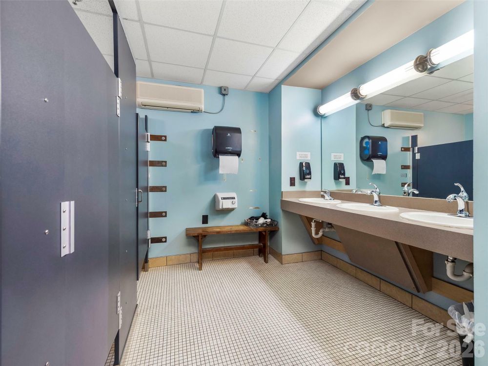 Property gallery image