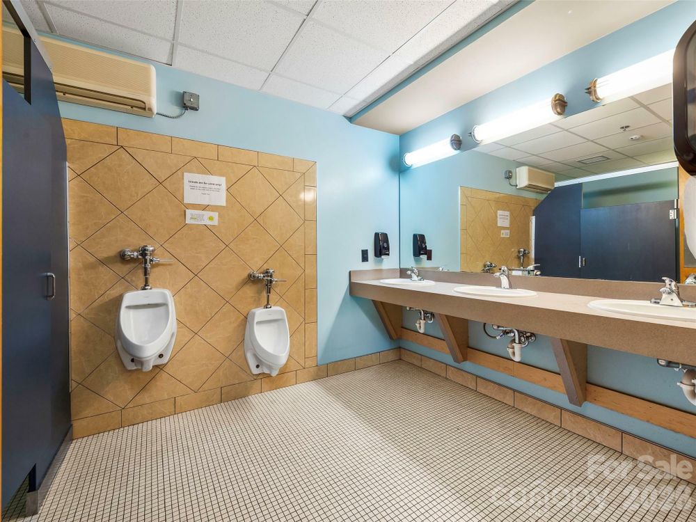 Property gallery image