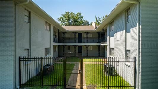 Property gallery image