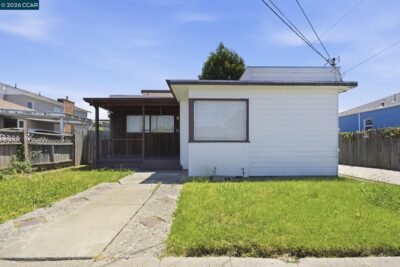 3008 Center Avenue