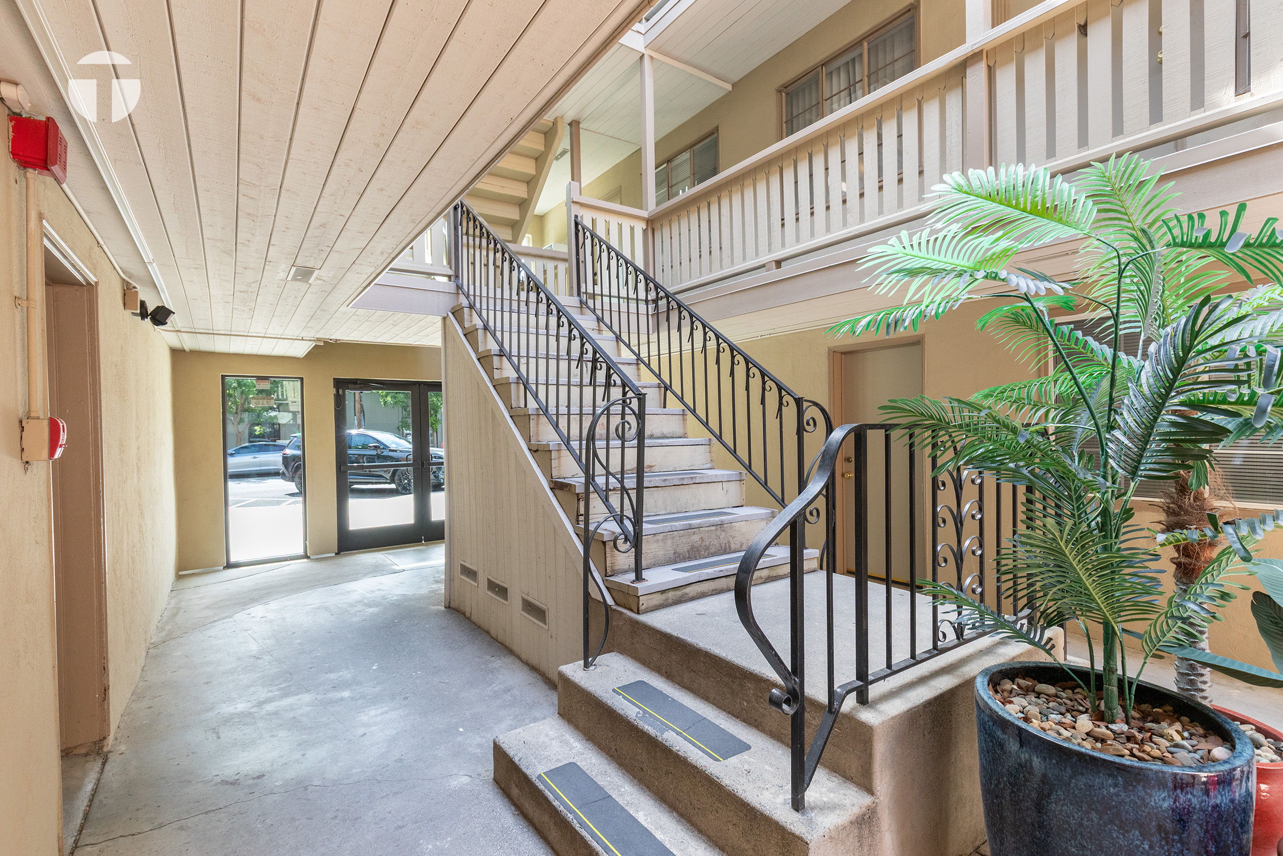 Property gallery image
