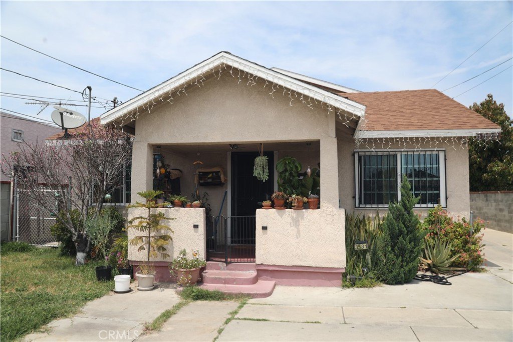 3531 E 61st