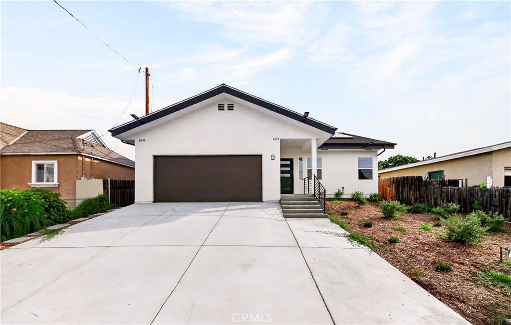 2643 Tenth St, Riverside, CA 92507, USA
