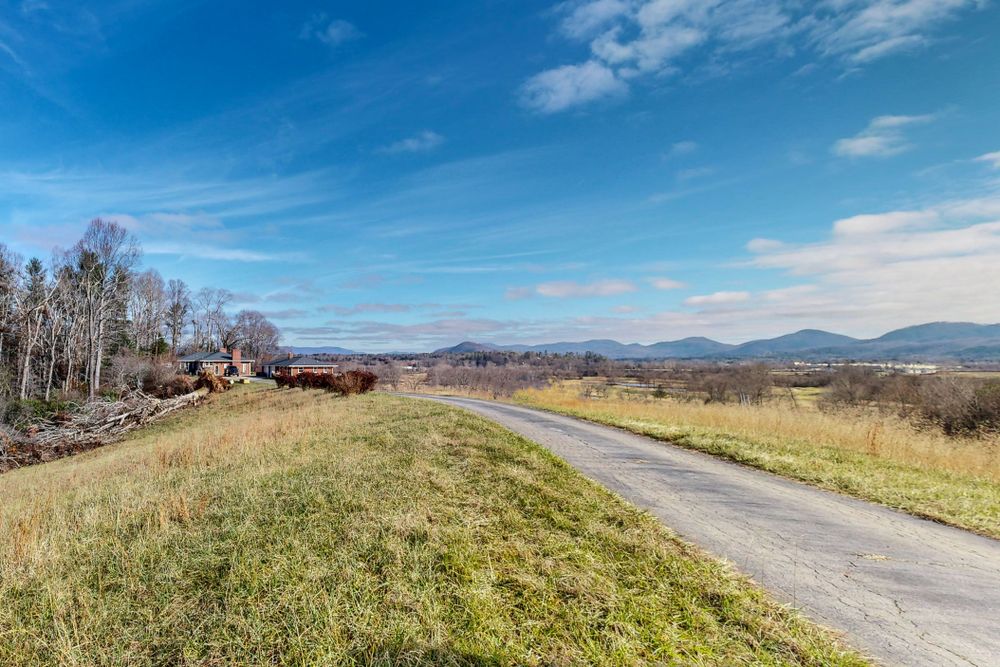 Property gallery image