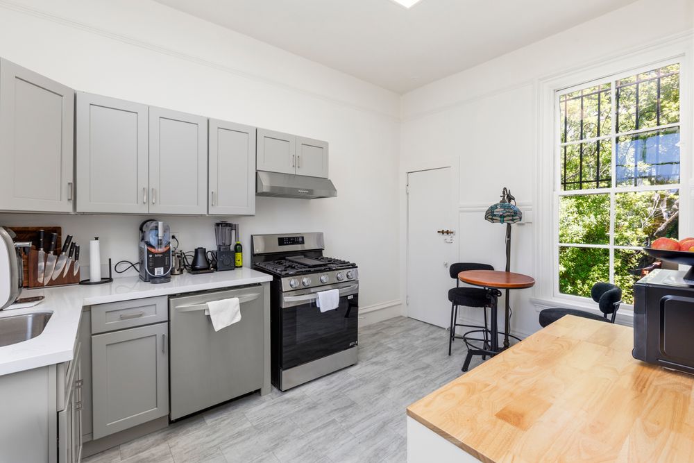 Property gallery image