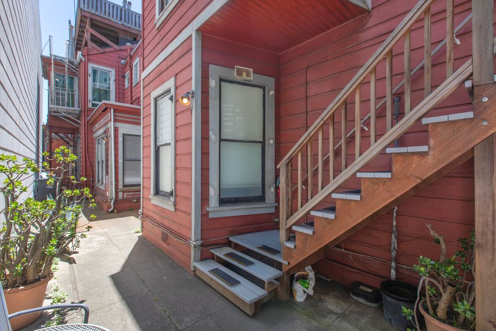 Property gallery image
