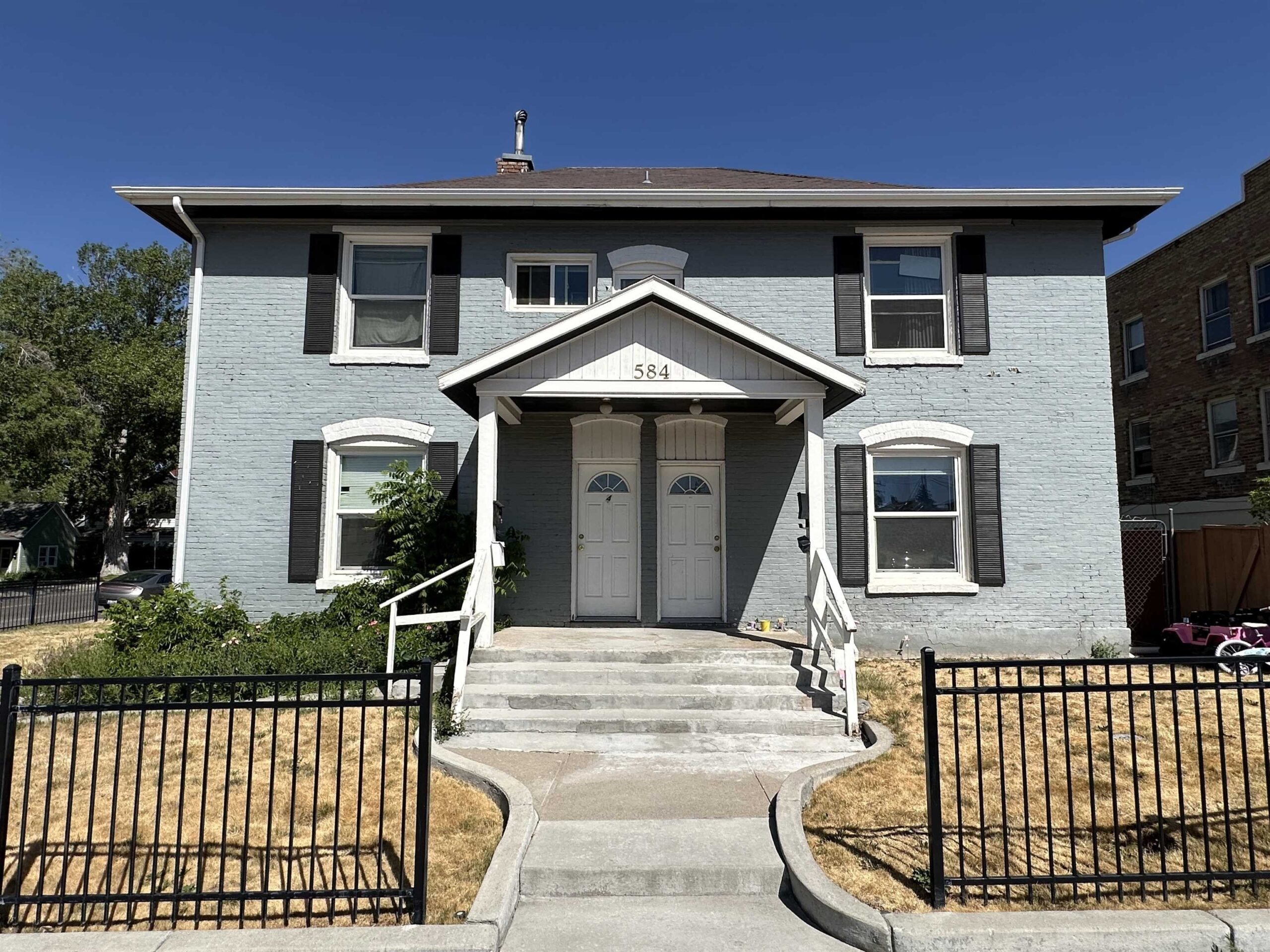 584 W CLARK
