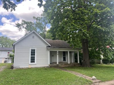 628 Woodford Avenue, Unit 630