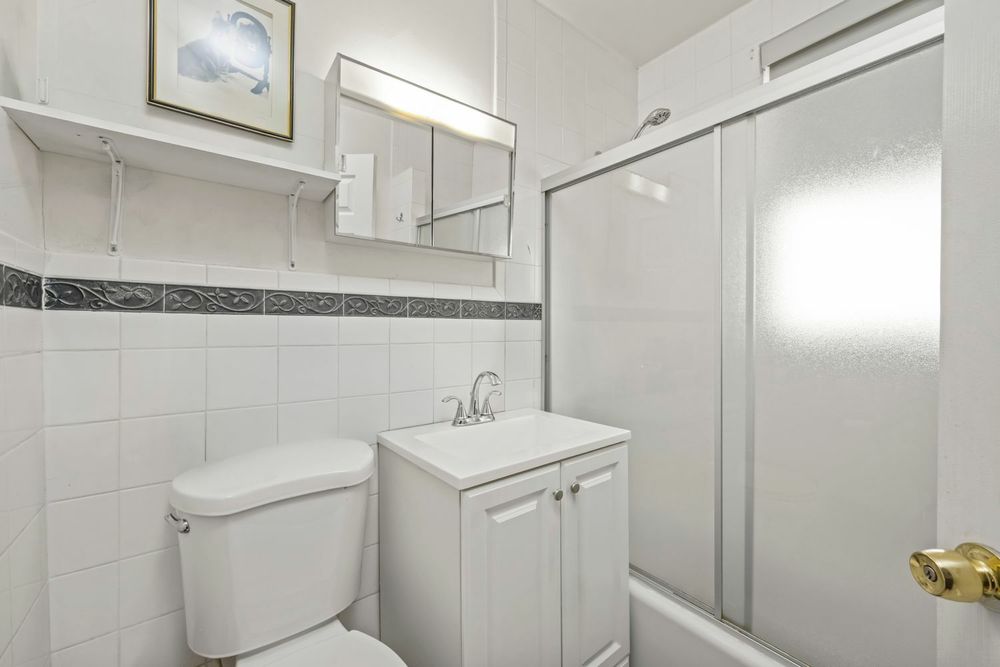 Property gallery image