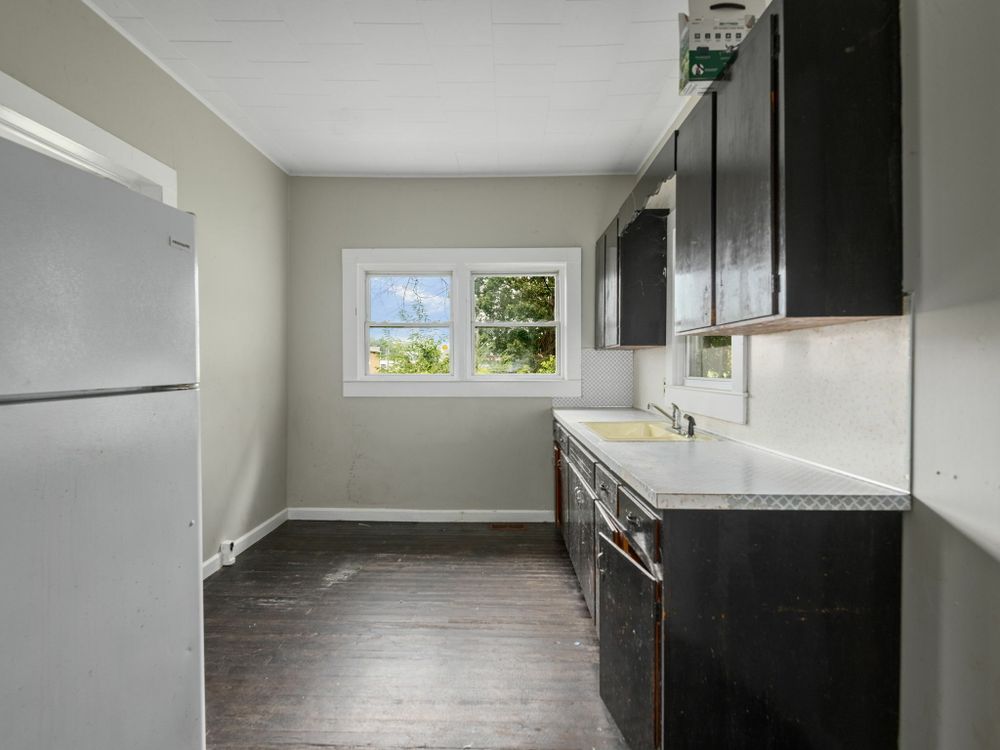 Property gallery image