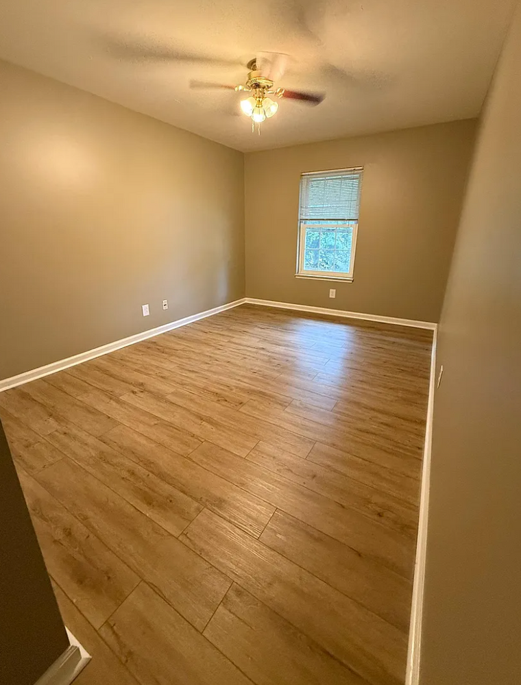 Property gallery image