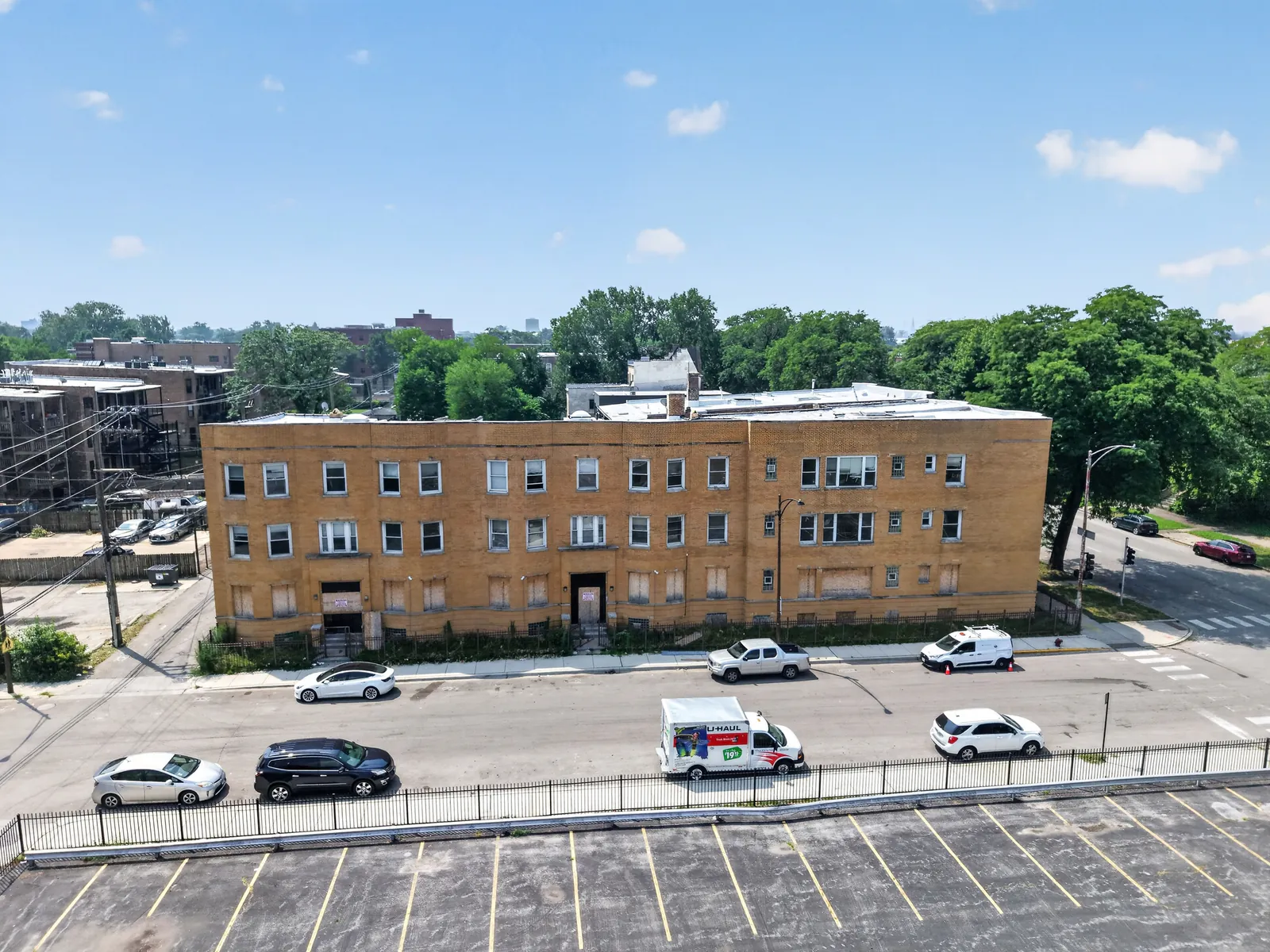 Receivership Sale | Vacant 20-Unit Rehab