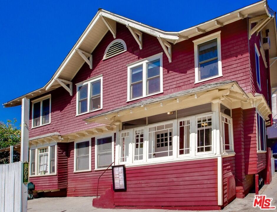 105 Park Pl