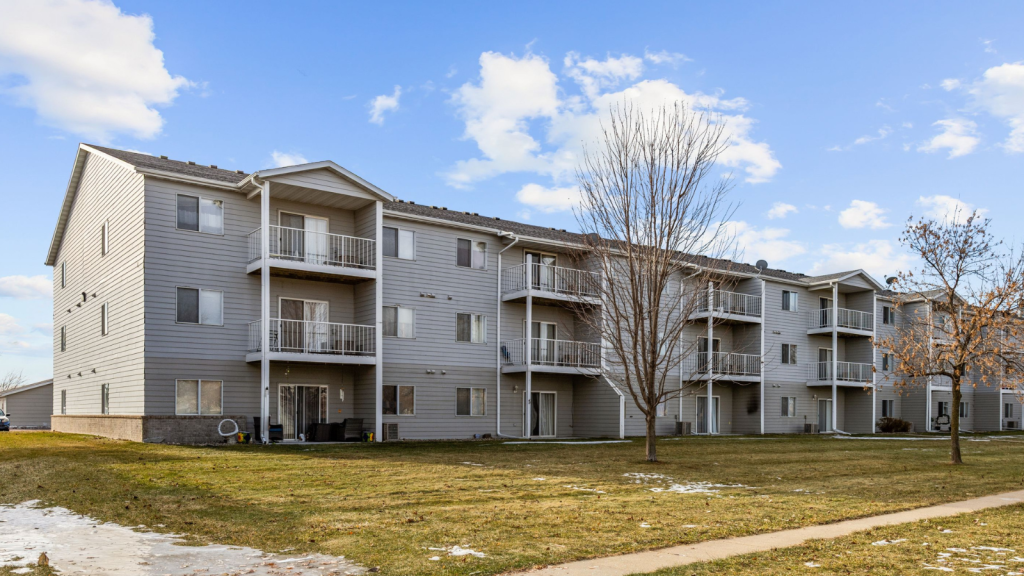 Investor Pays $15M For Nebraska Apartment Community