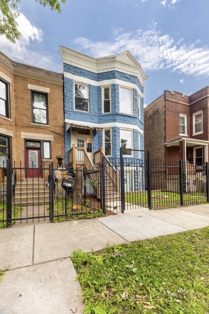 1913 S Troy Street