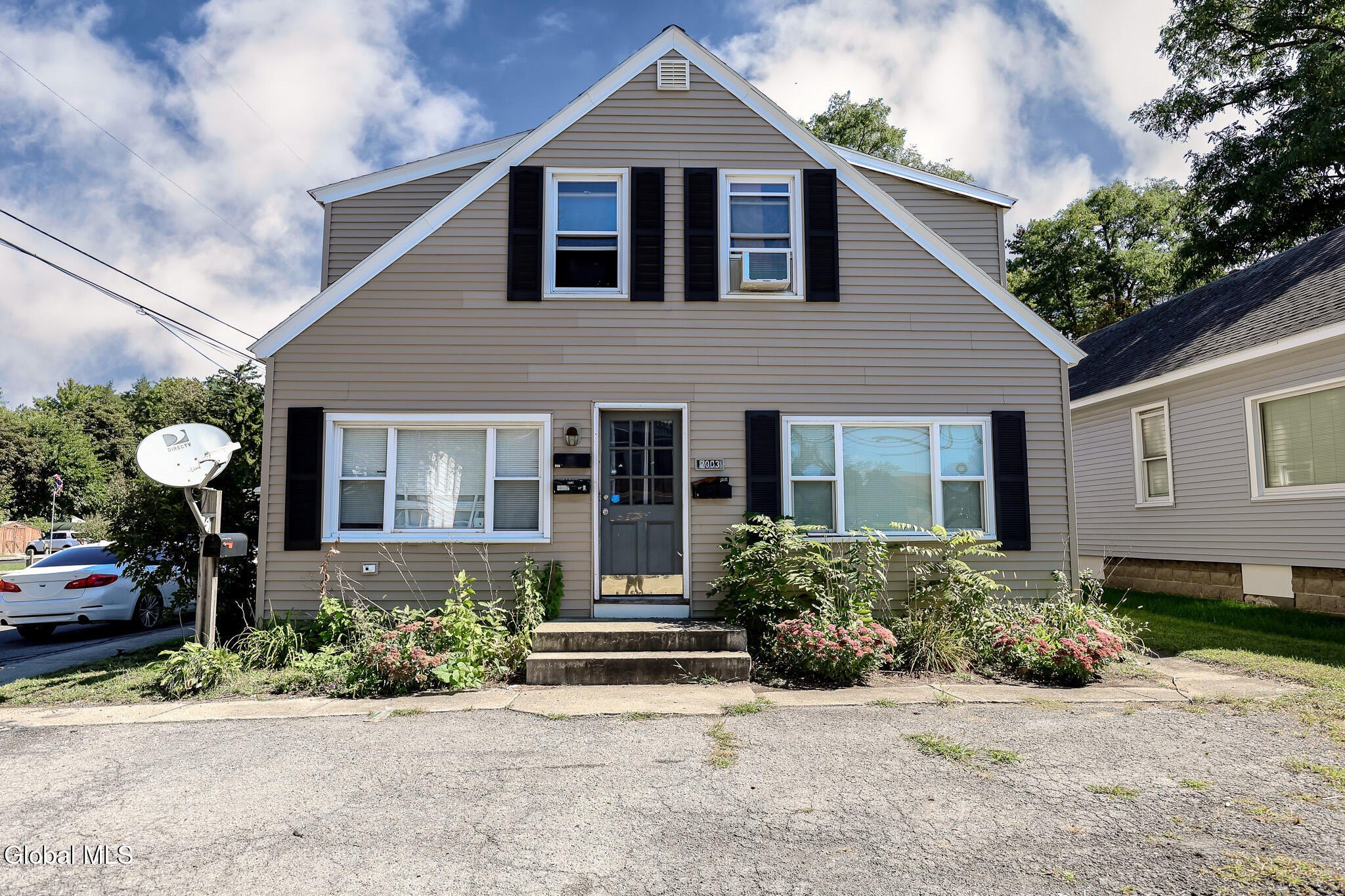 2003 Hamburg Street