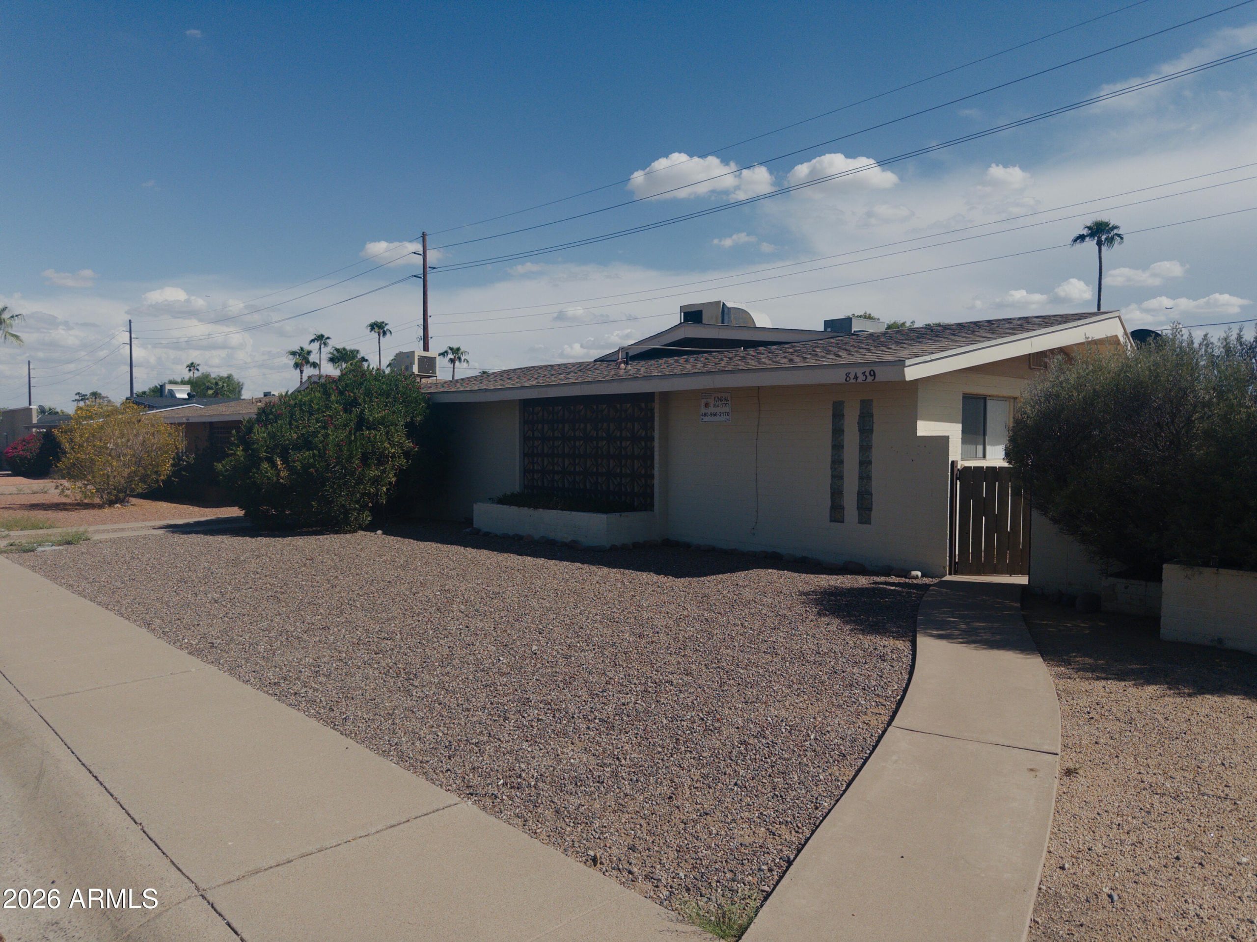 8439 E CORONADO Road