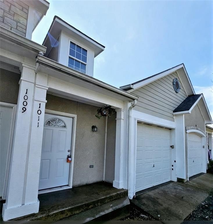 1002 N Findley Street