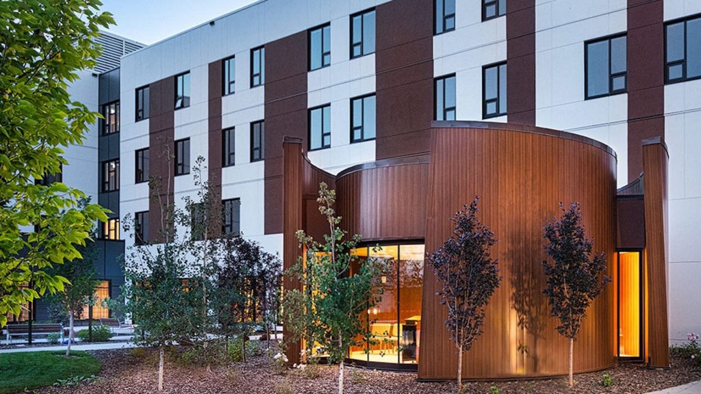 Optima-Led Group Buys 1,000-Plus-Suite Alberta Seniors Portfolio